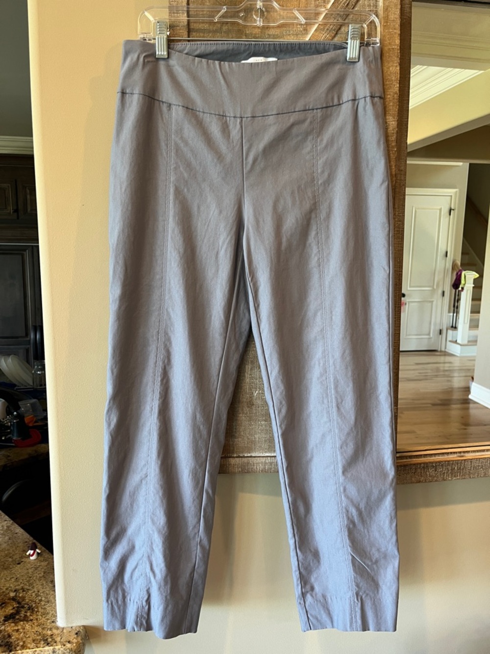 Gray Lightweight Dress Pants Comfy Pull On Women’s 8